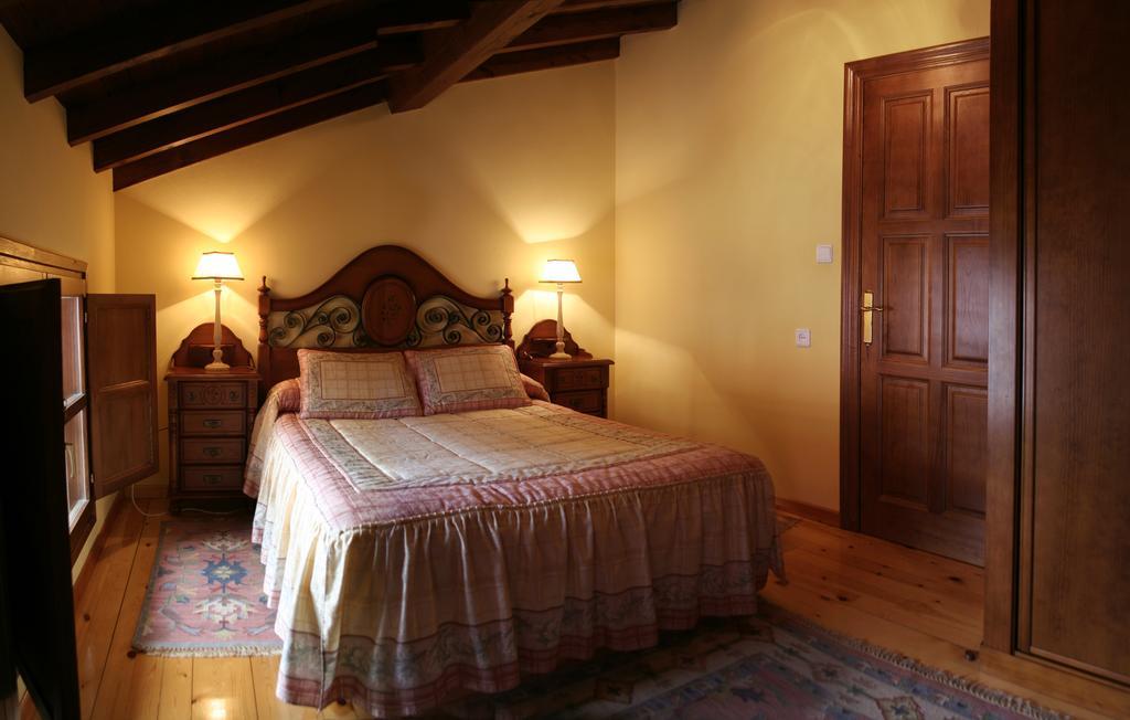 Casa Rural La Regoria Carrena de Cabrales Eksteriør bilde